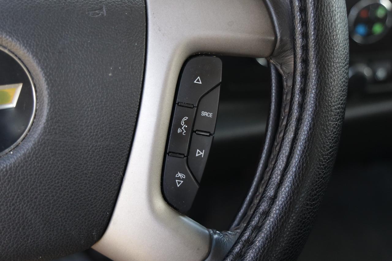 Chevrolet Silverado photo 26
