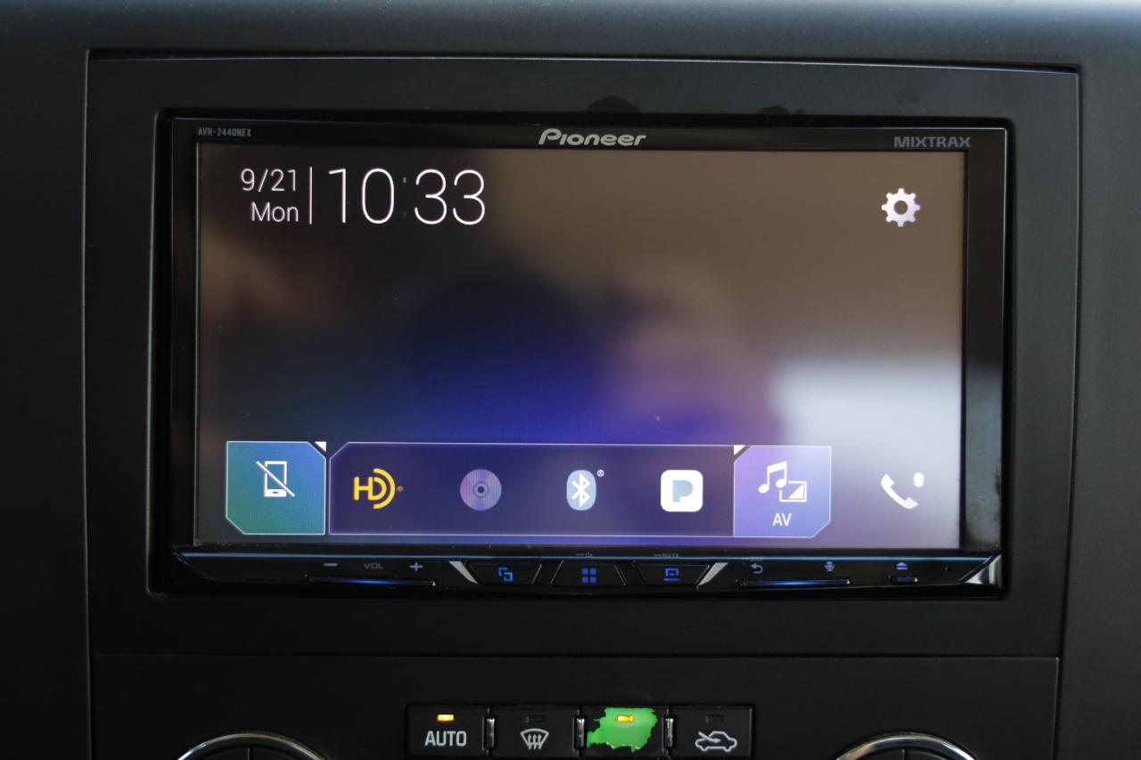 Chevrolet Silverado photo 32