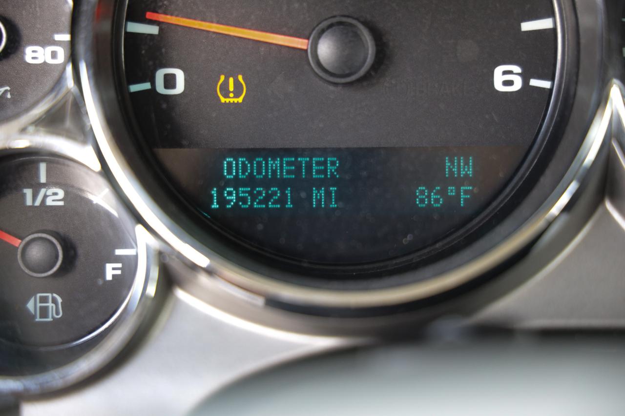 Chevrolet Silverado photo 41