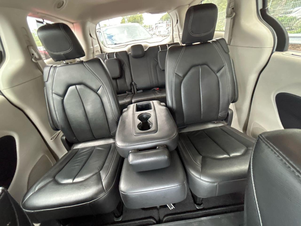Chrysler Pacifica  2022
