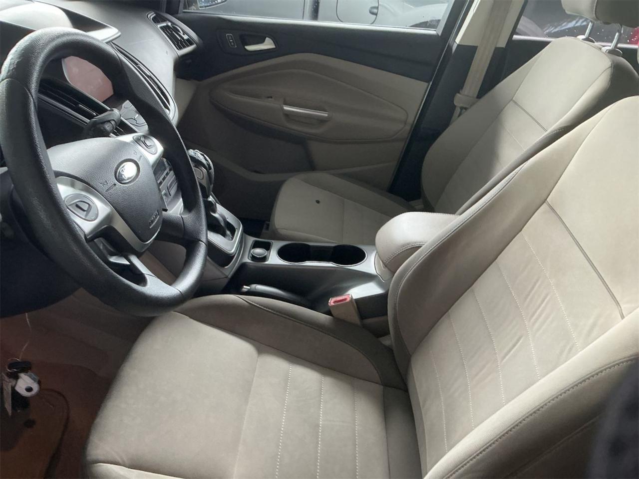 Ford Escape  2013