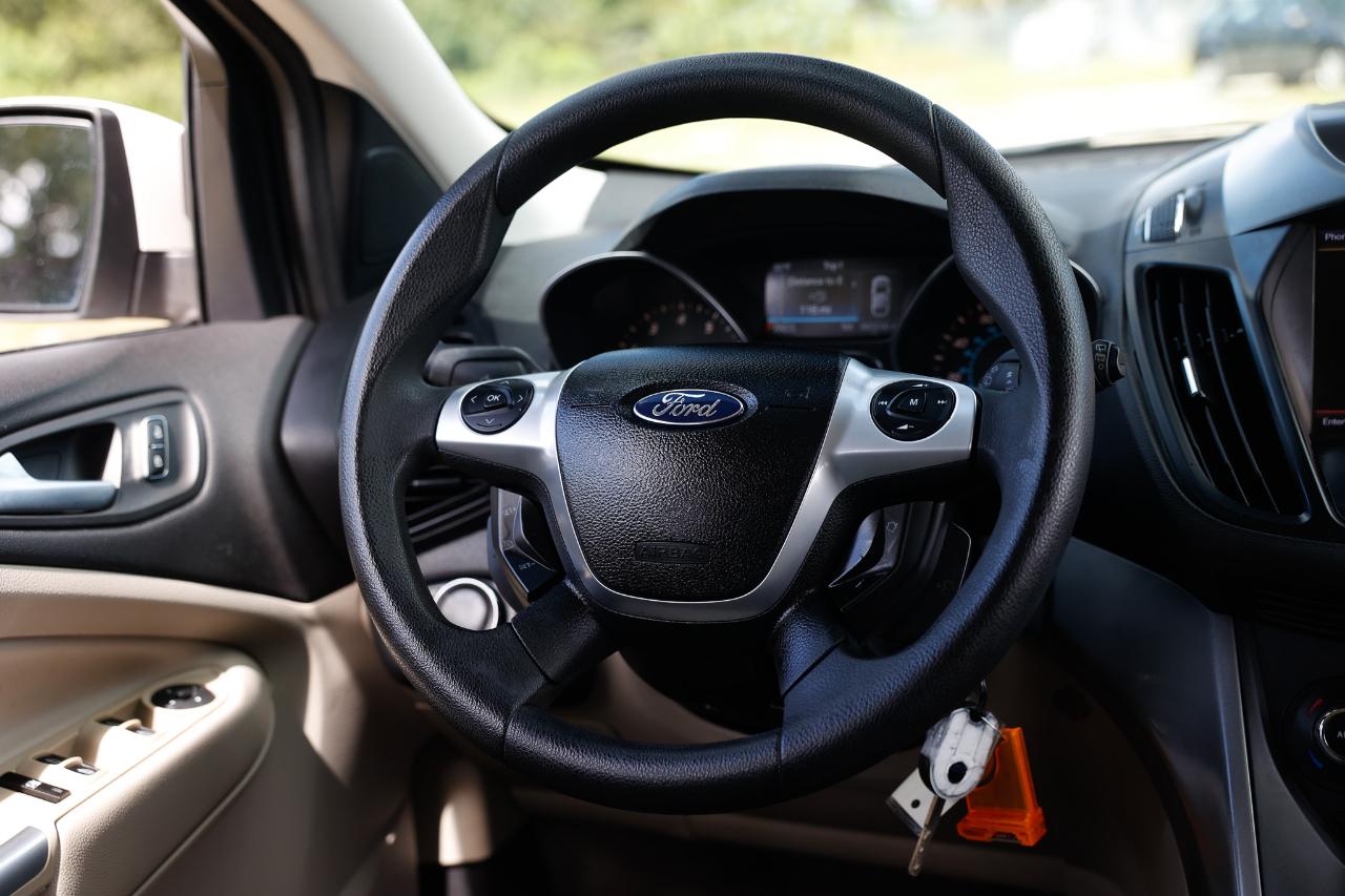 Ford Escape  2013