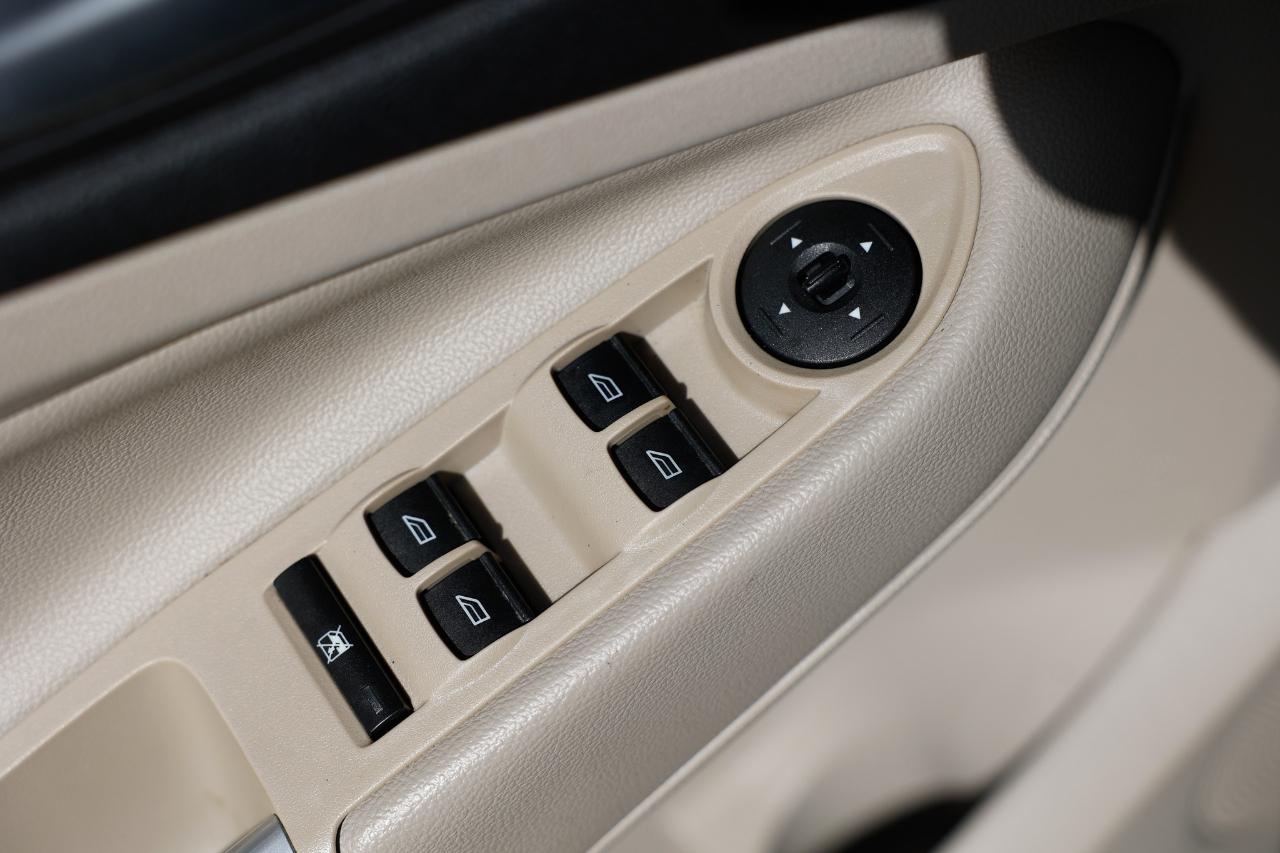 Ford Escape  2013