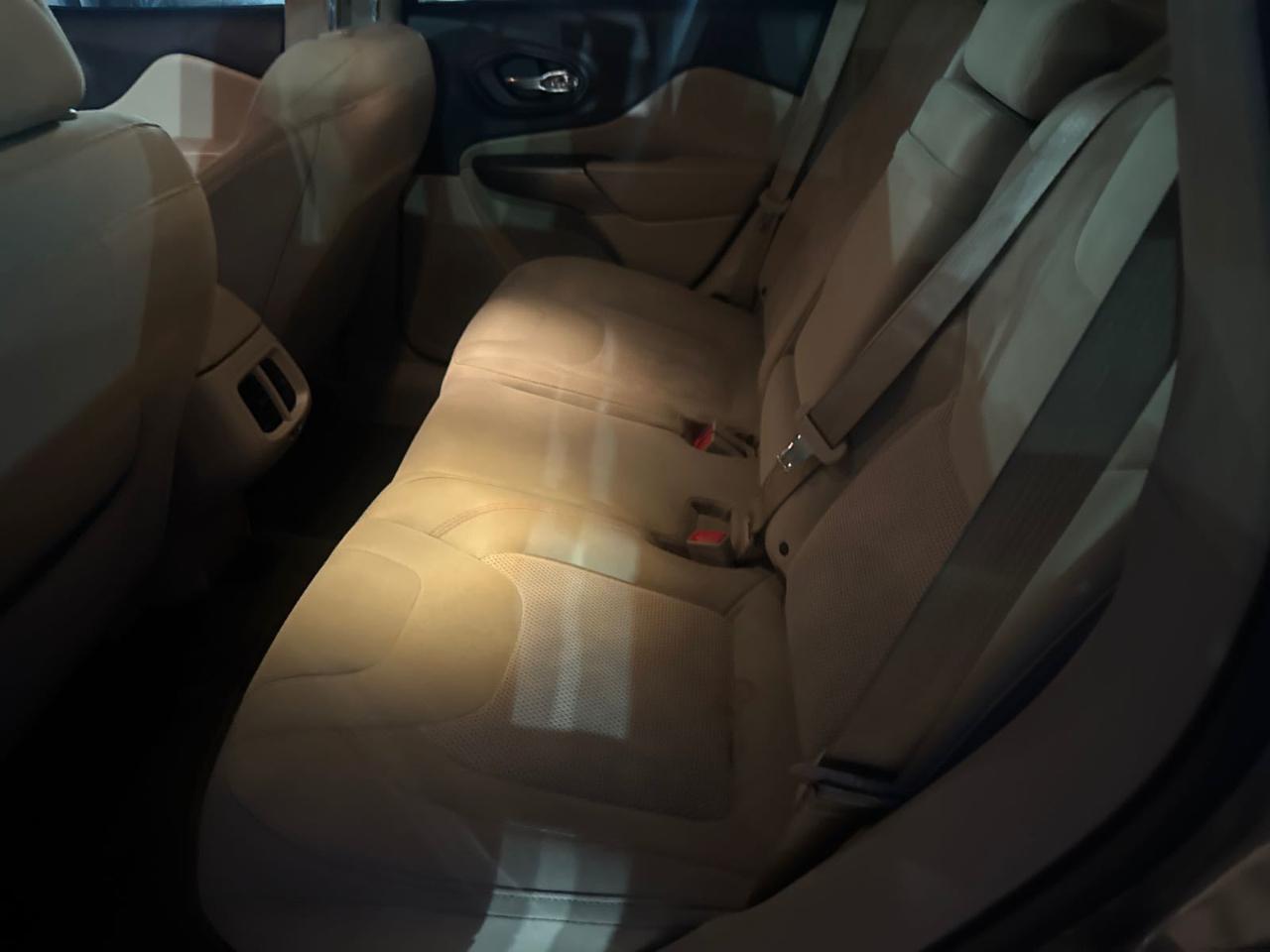 Jeep Cherokee  2019