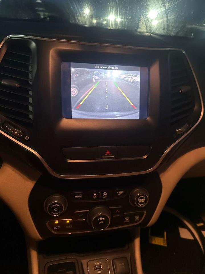 Jeep Cherokee  2019