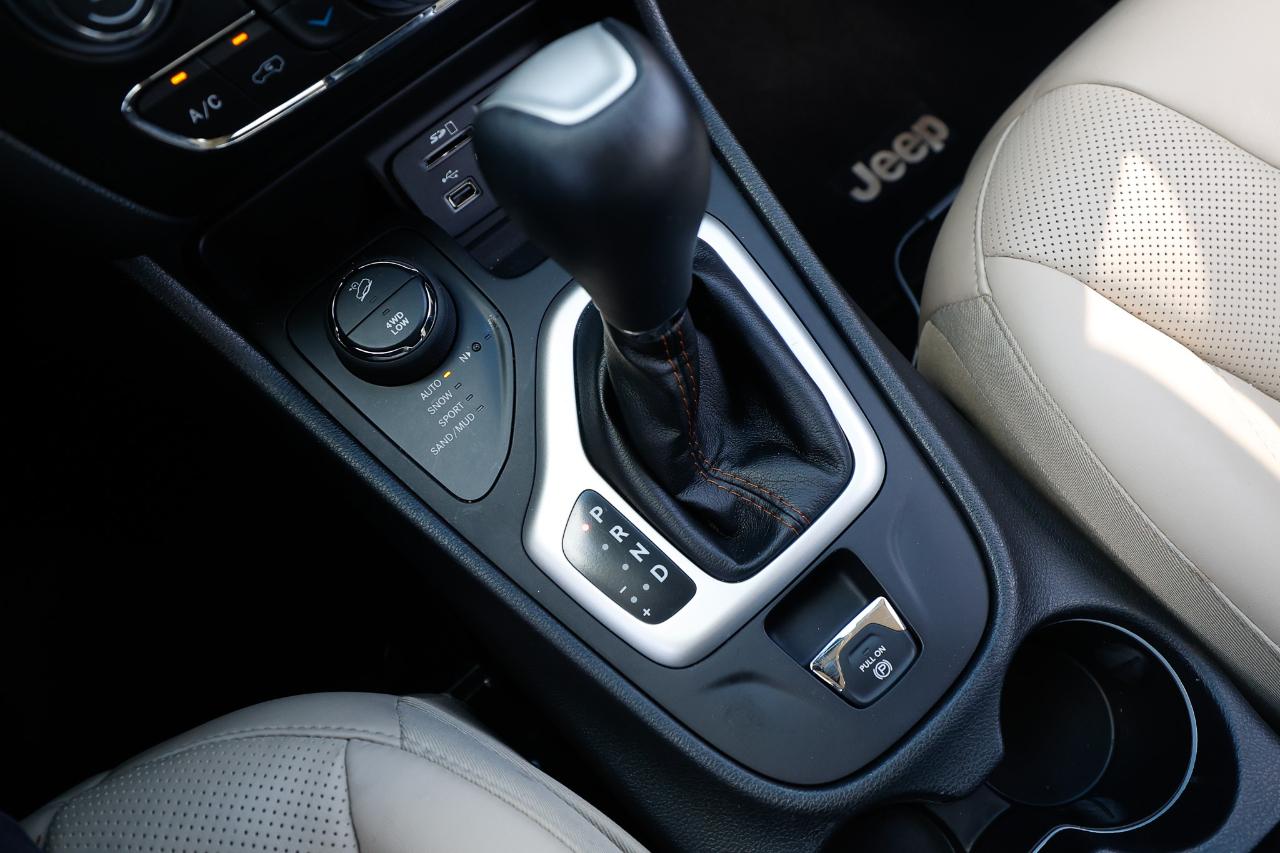 Jeep Cherokee  2017