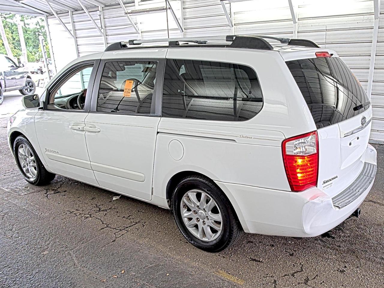 Kia Sedona  2006
