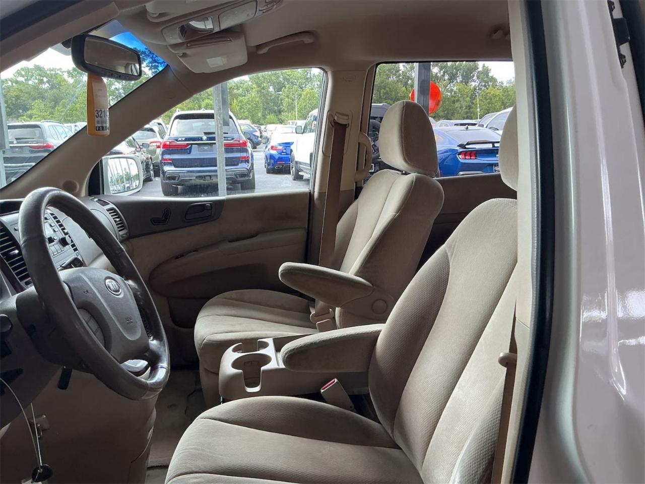 Kia Sedona  2006