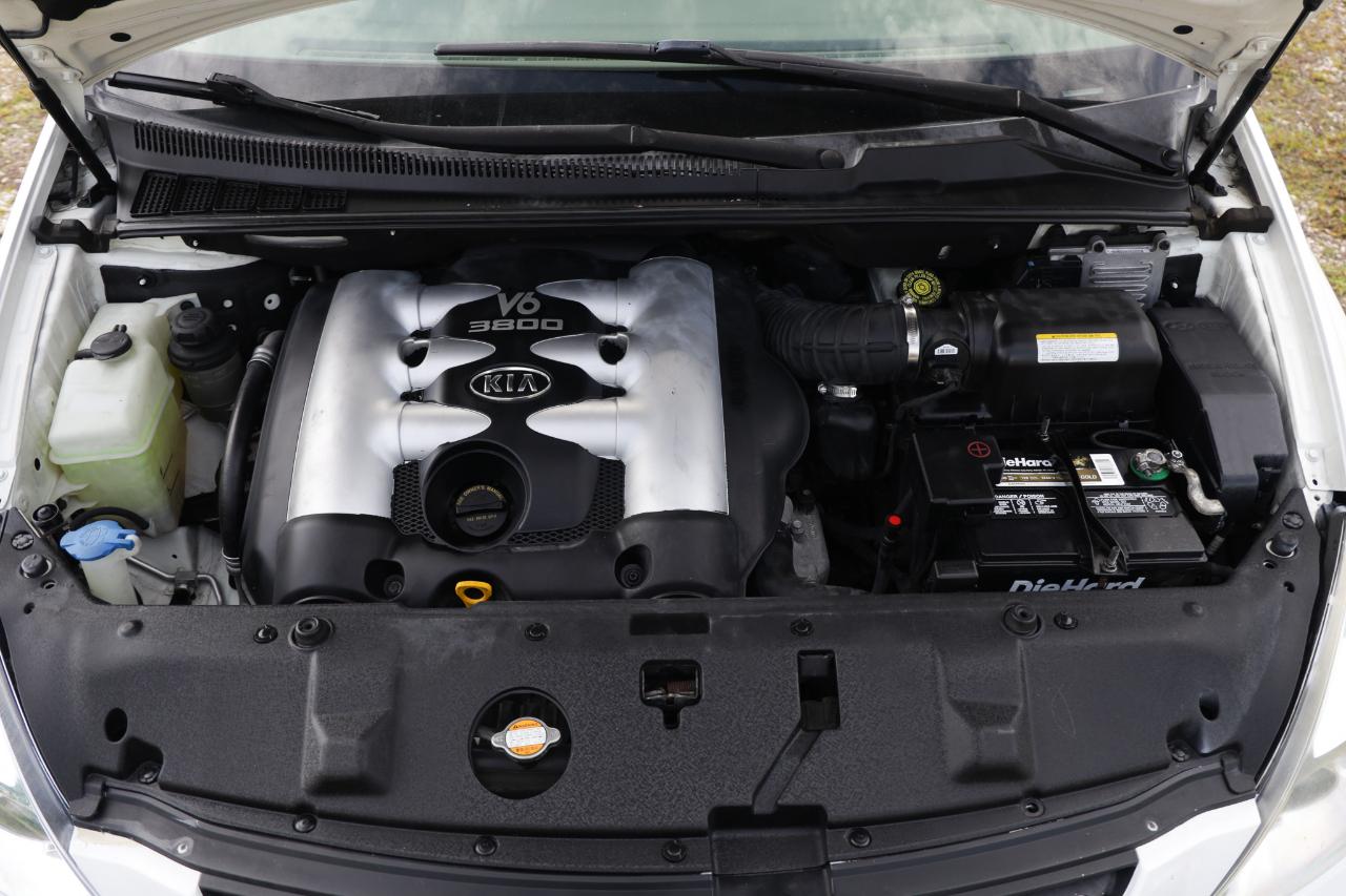 Kia Sedona  2006