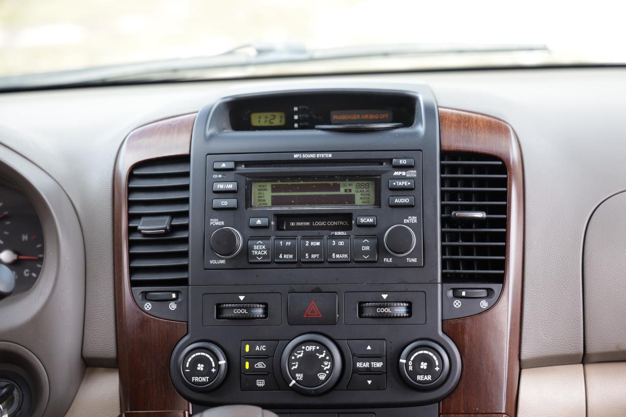 Kia Sedona  2006