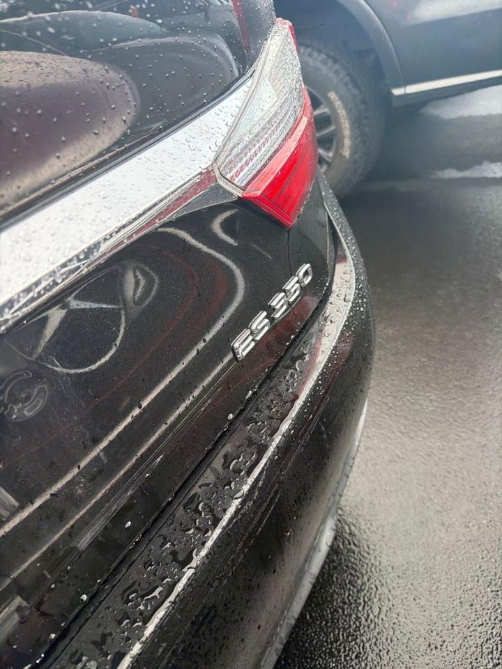 Lexus ES  2018