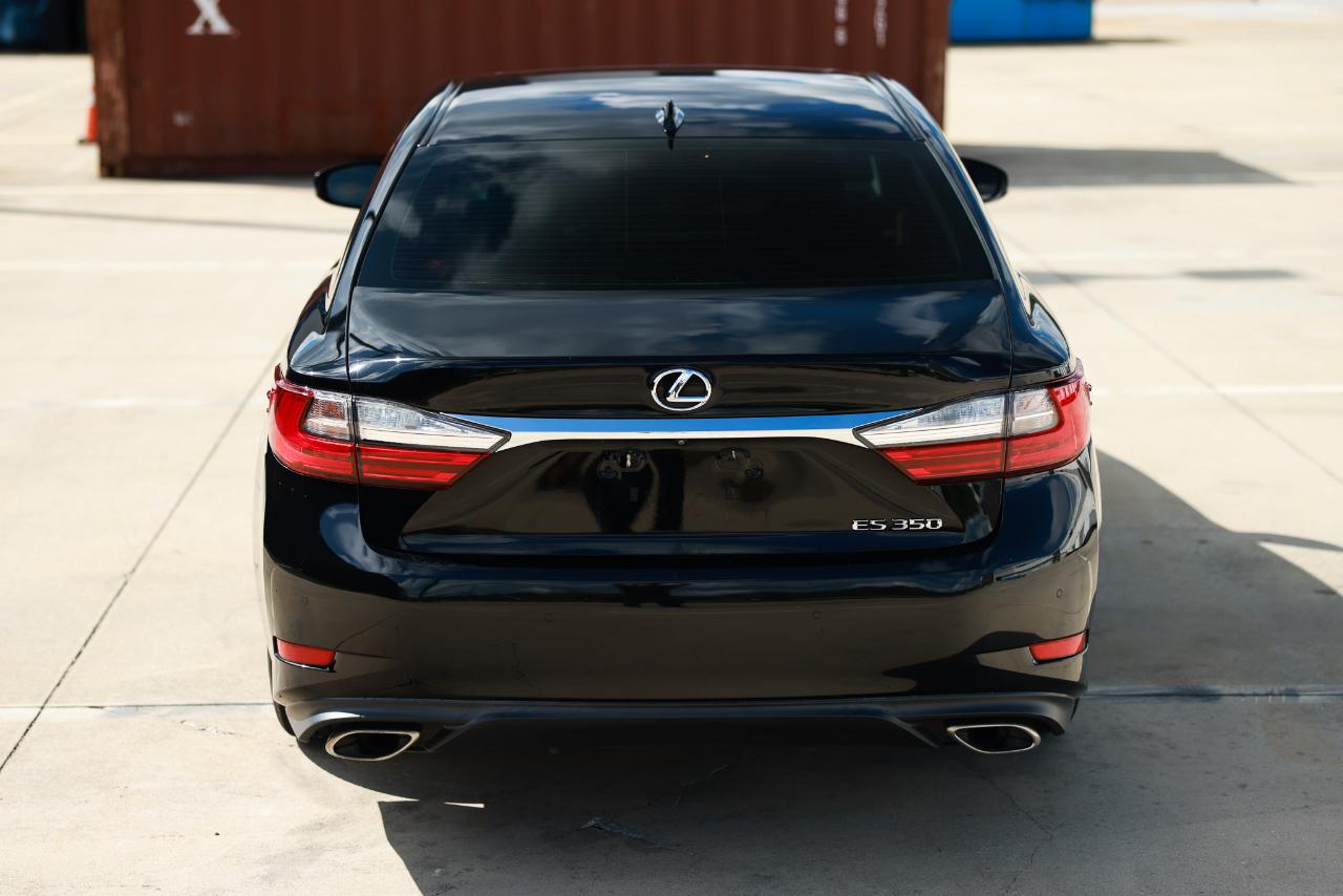 Lexus ES  2018