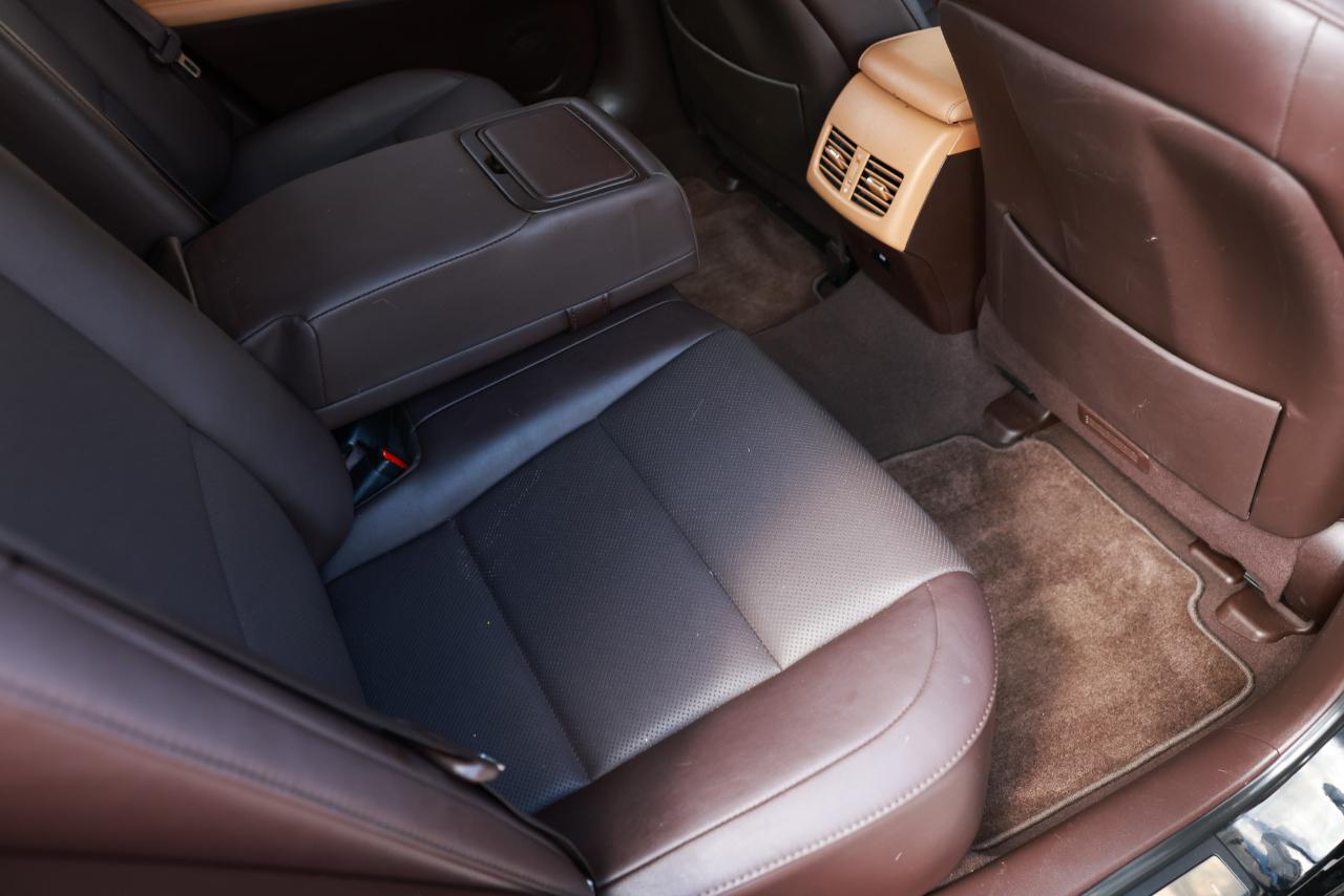 Lexus ES  2018