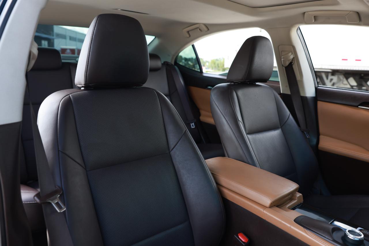 Lexus ES  2018