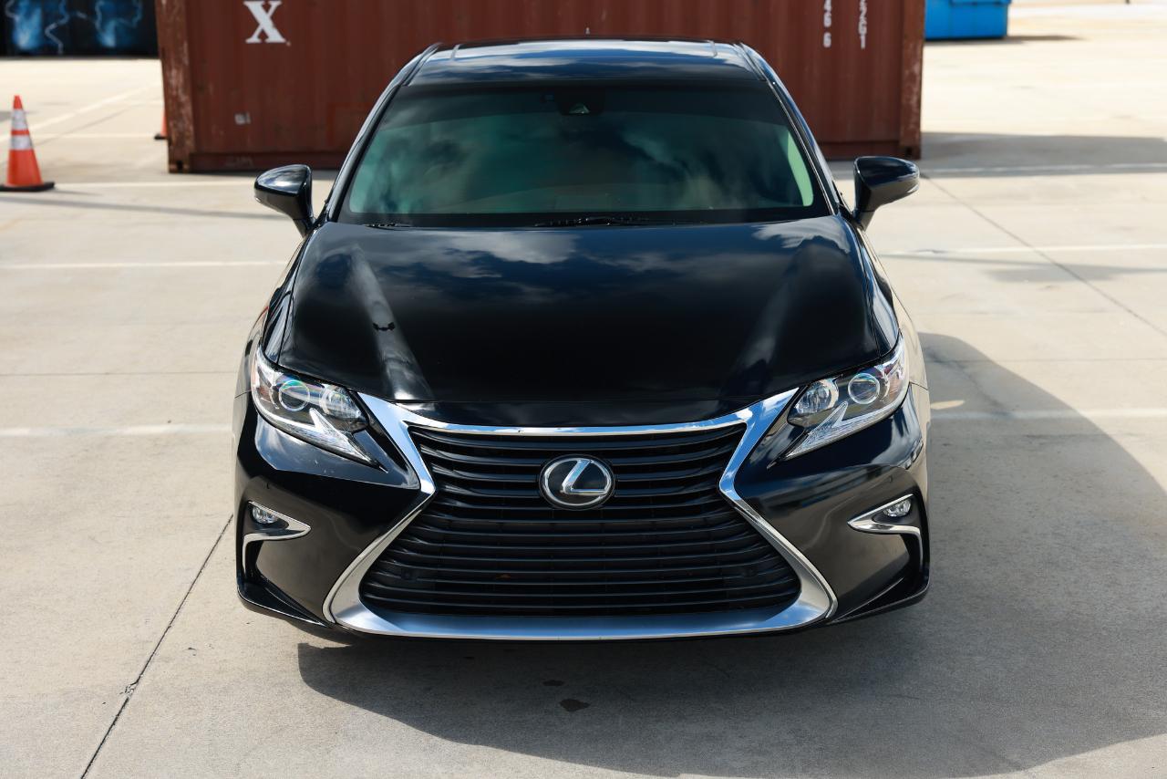 Lexus ES  2018