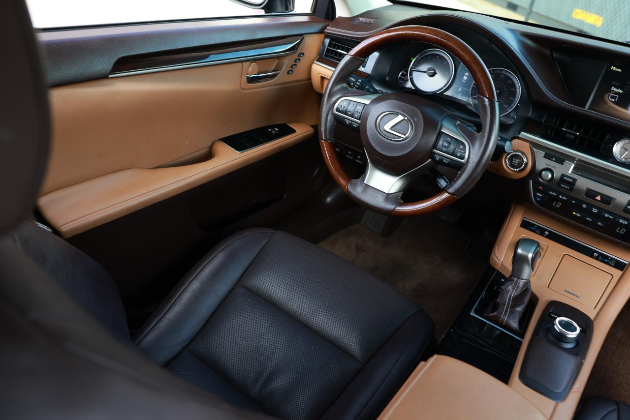 Lexus ES  2018