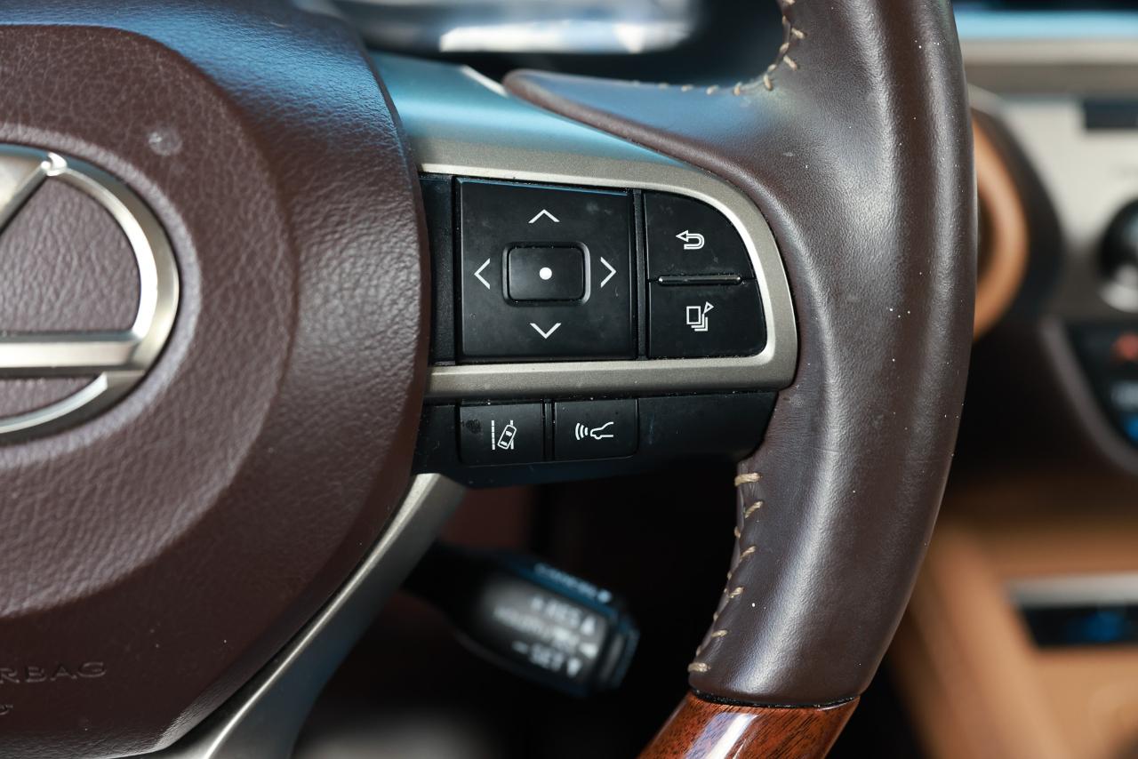 Lexus ES  2018