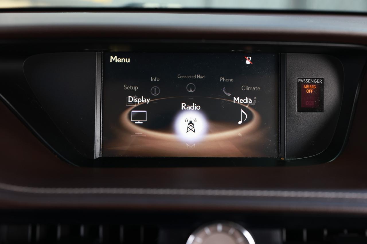 Lexus ES  2018