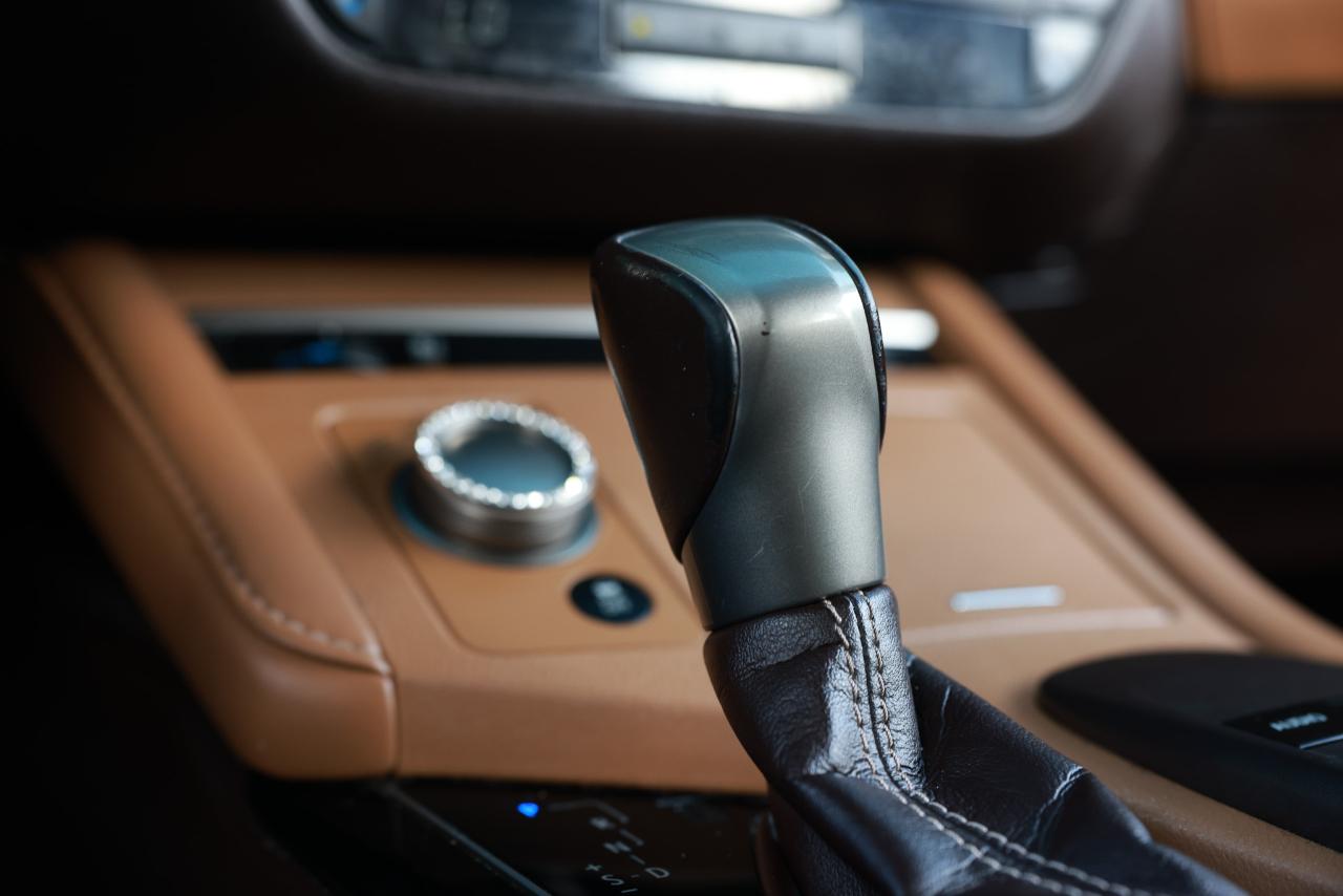 Lexus ES  2018