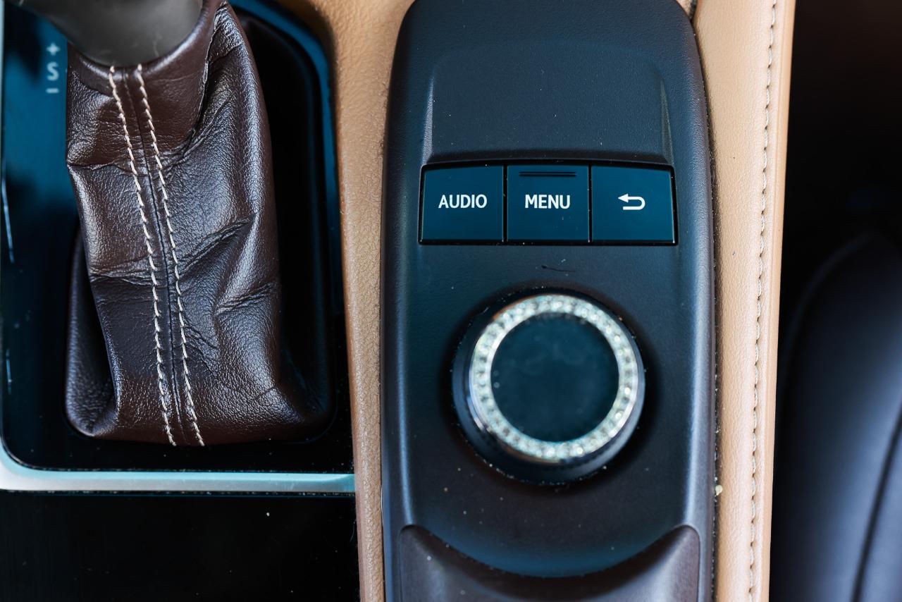 Lexus ES  2018