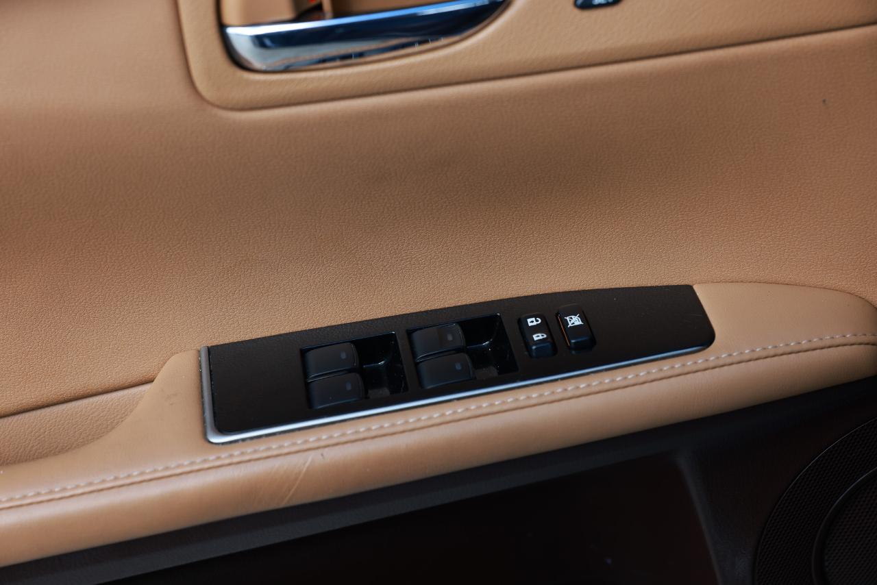 Lexus ES  2018