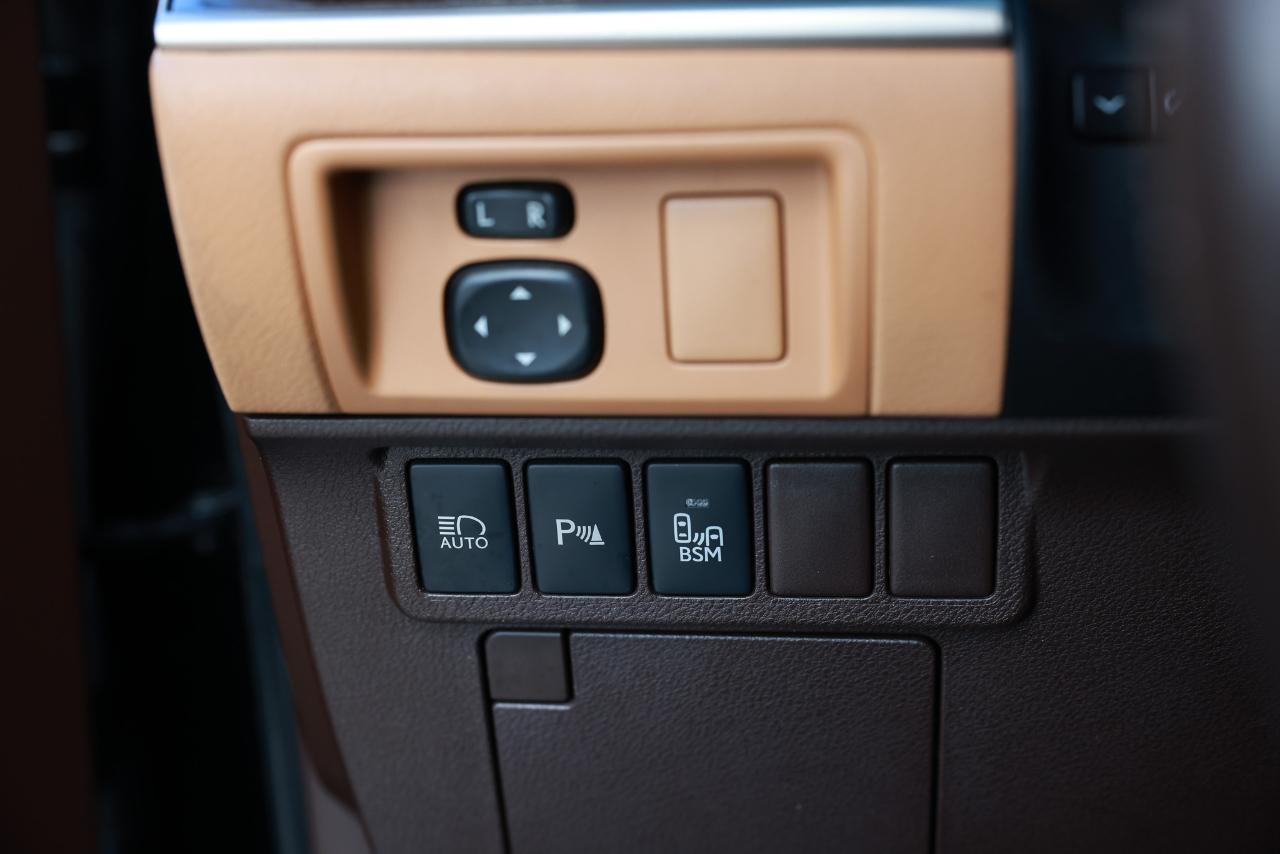 Lexus ES  2018