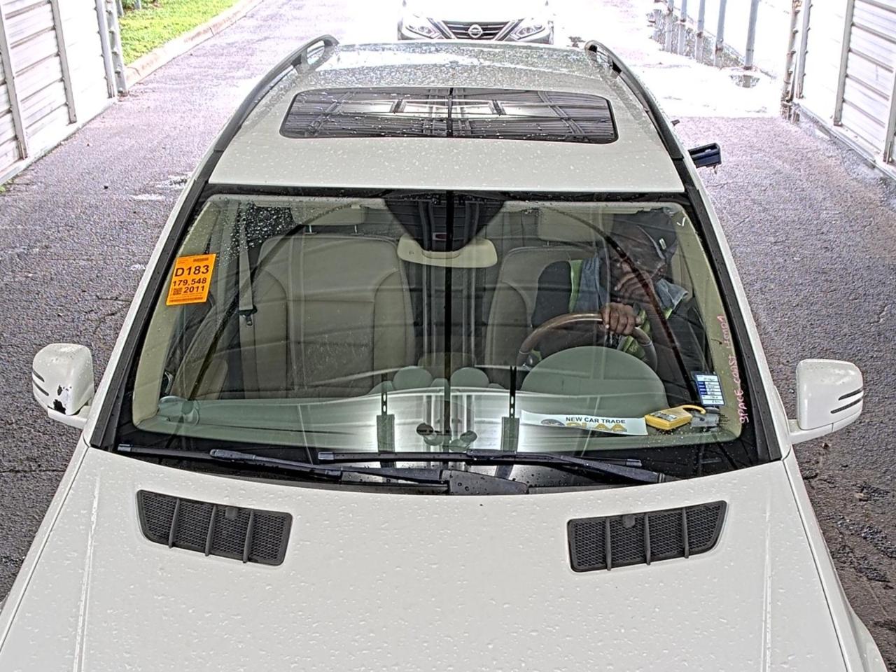 Mercedes-Benz M-Class  2011