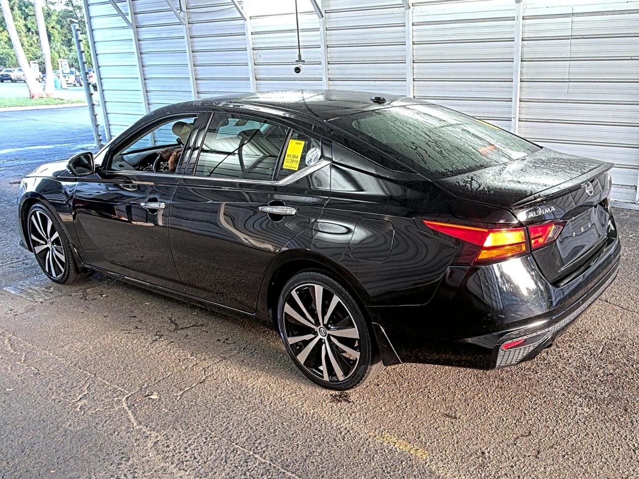 Nissan Altima  2019