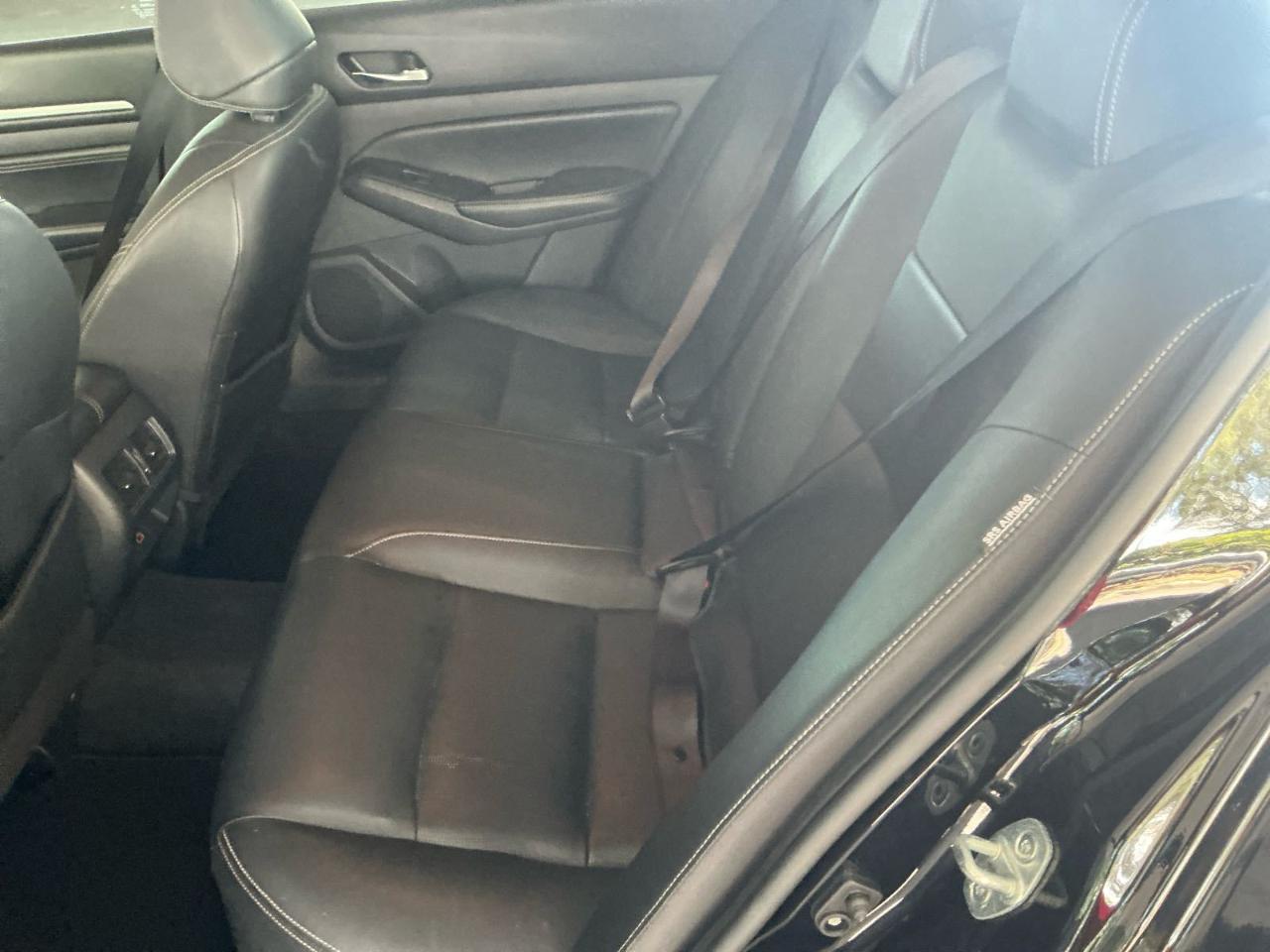 Nissan Altima  2019