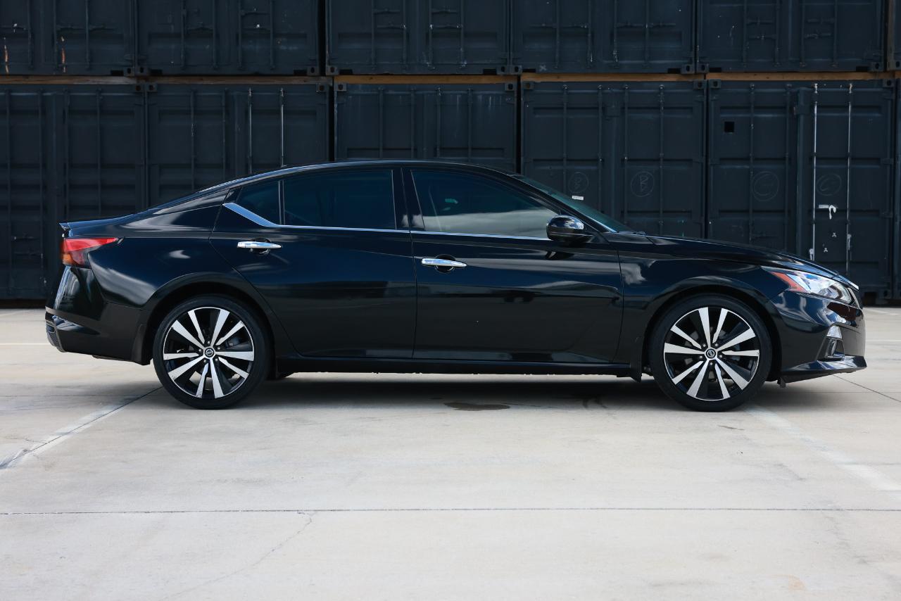 Nissan Altima  2019
