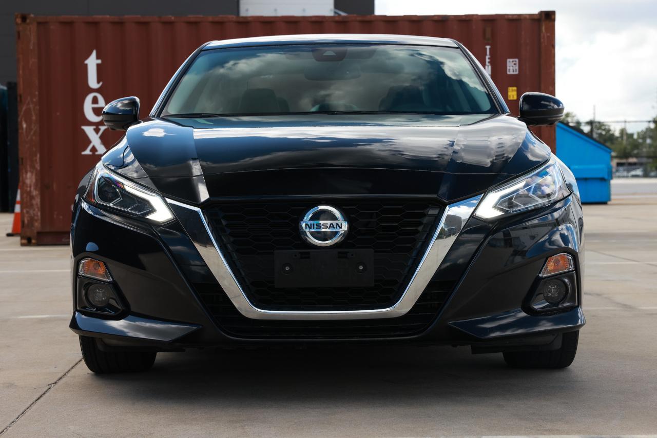 Nissan Altima  2019