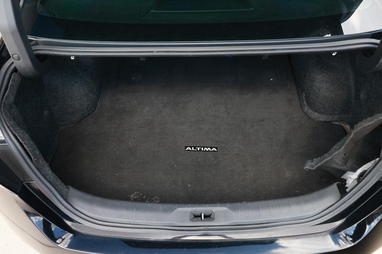 Nissan Altima  2019