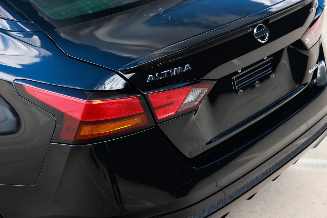 Nissan Altima  2019