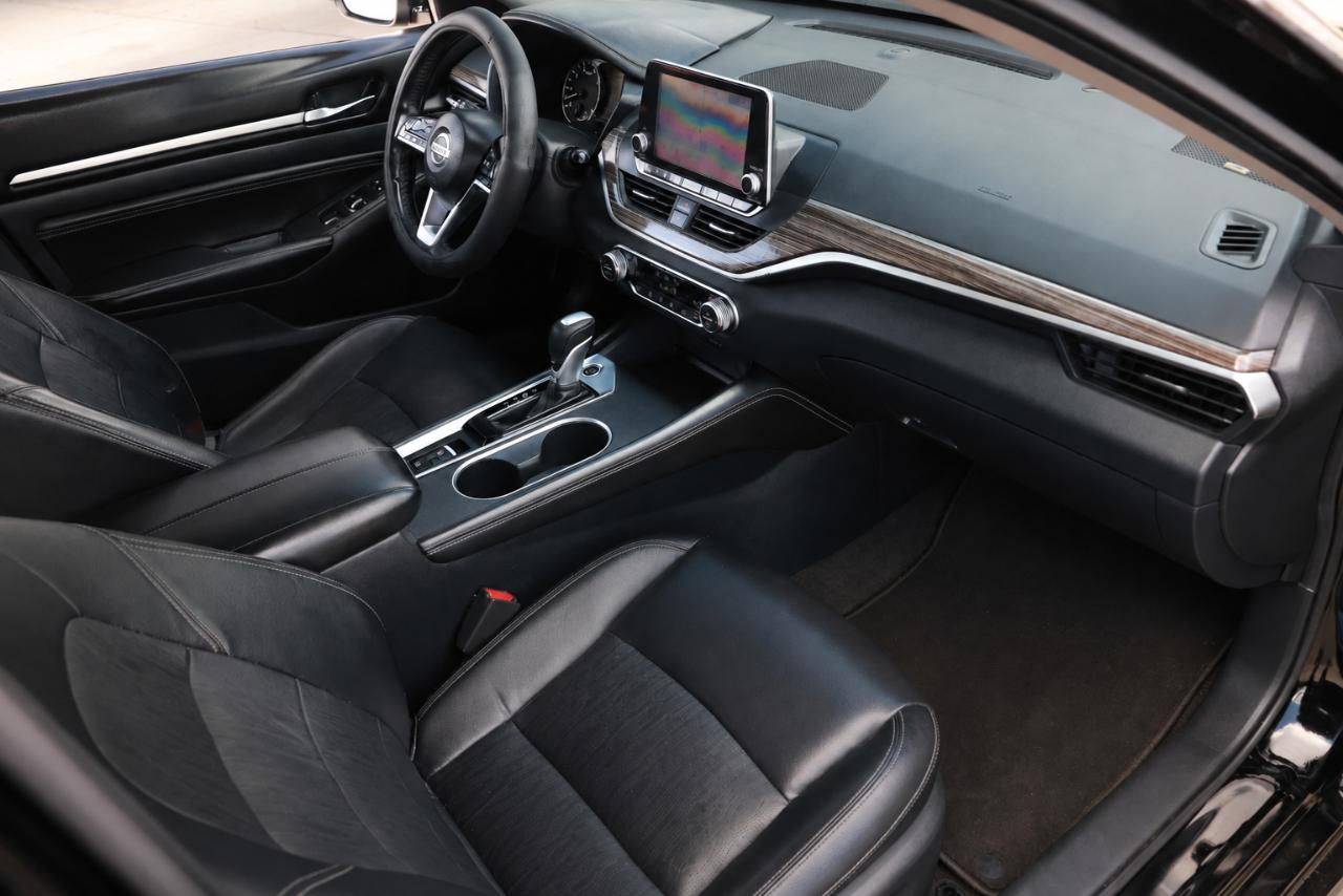 Nissan Altima  2019