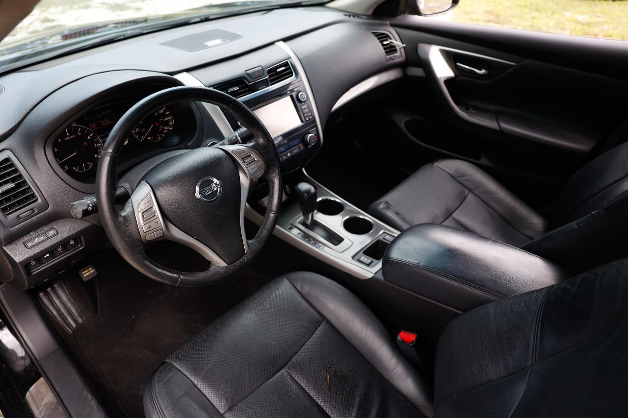 Nissan Altima  2015