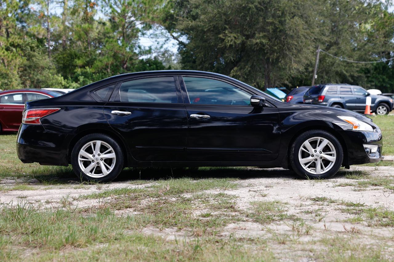 Nissan Altima  2015