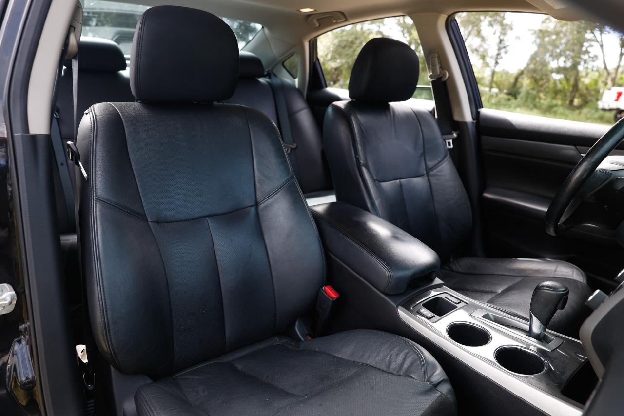 Nissan Altima  2015