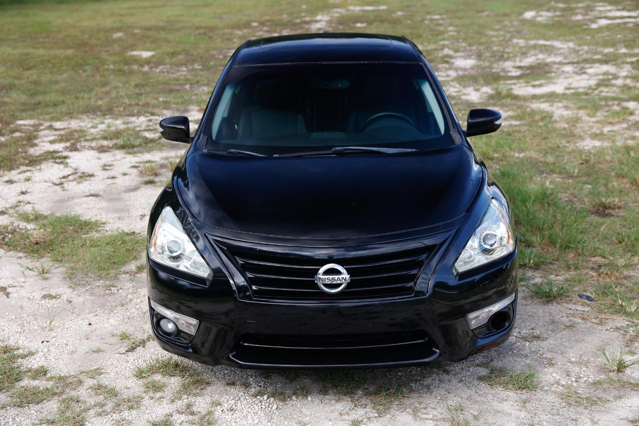 Nissan Altima  2015