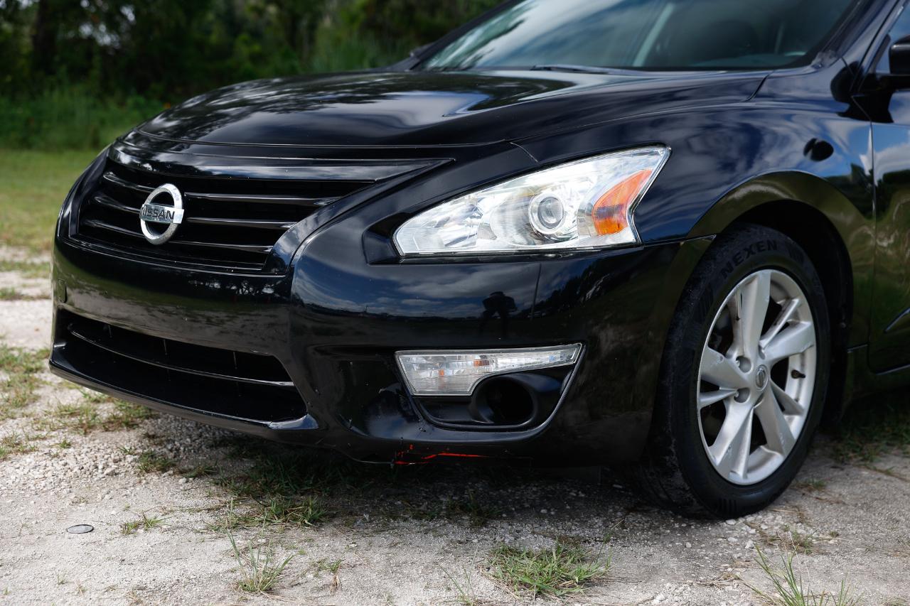 Nissan Altima  2015