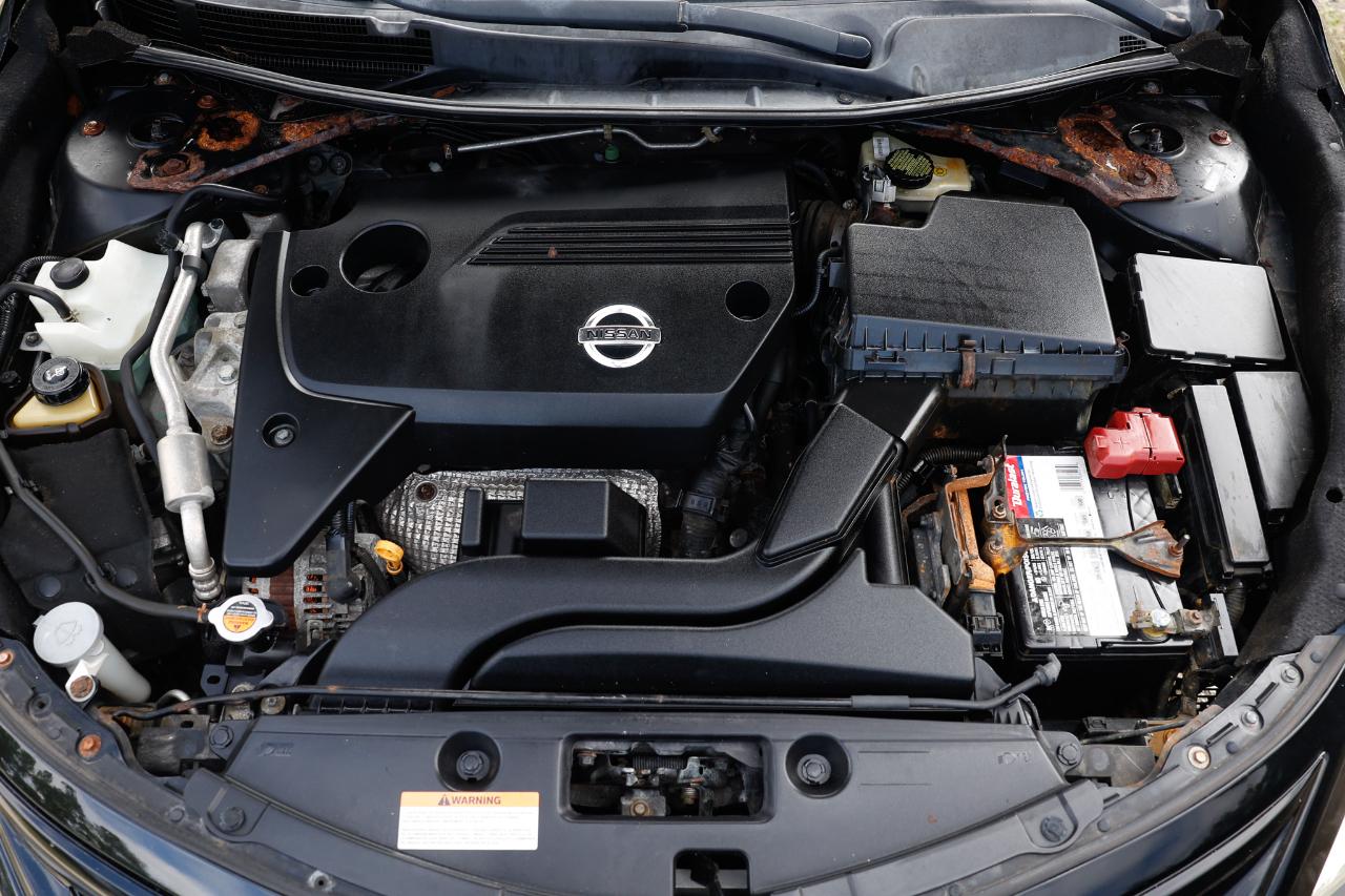 Nissan Altima  2015