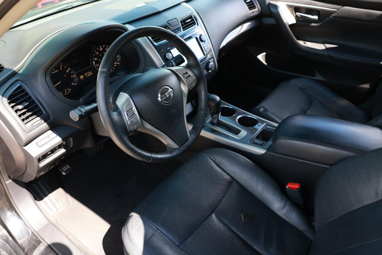 Nissan Altima  2015