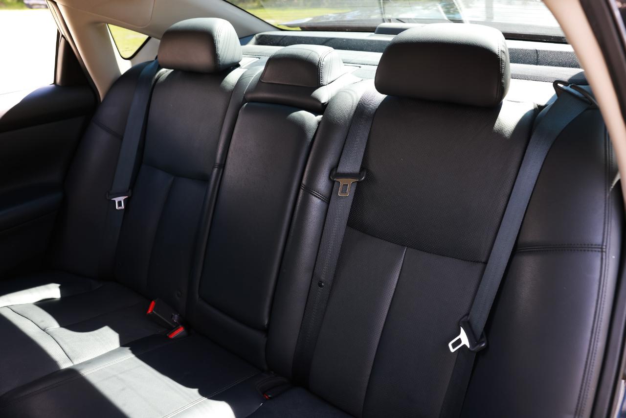 Nissan Altima  2015