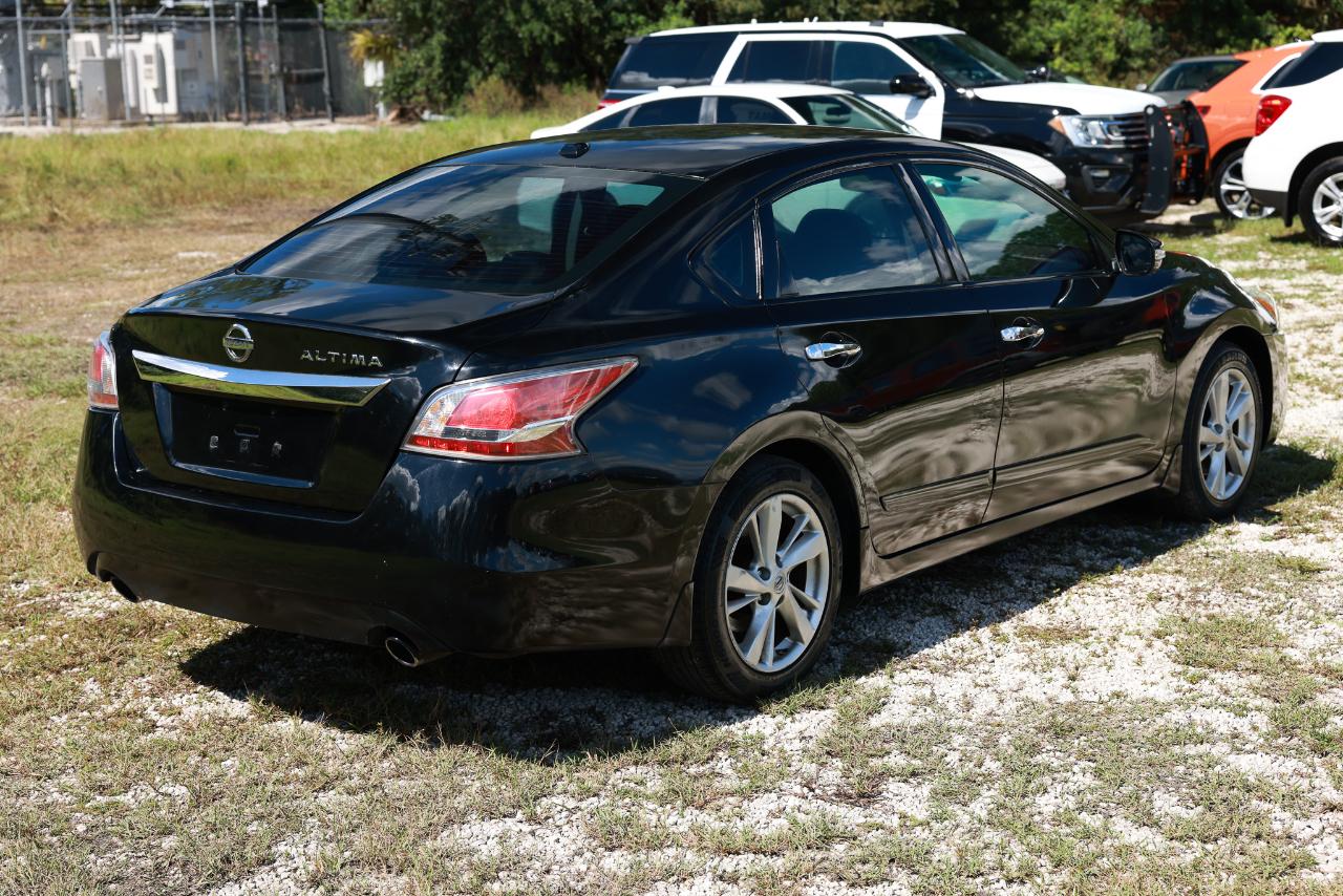 Nissan Altima  2015