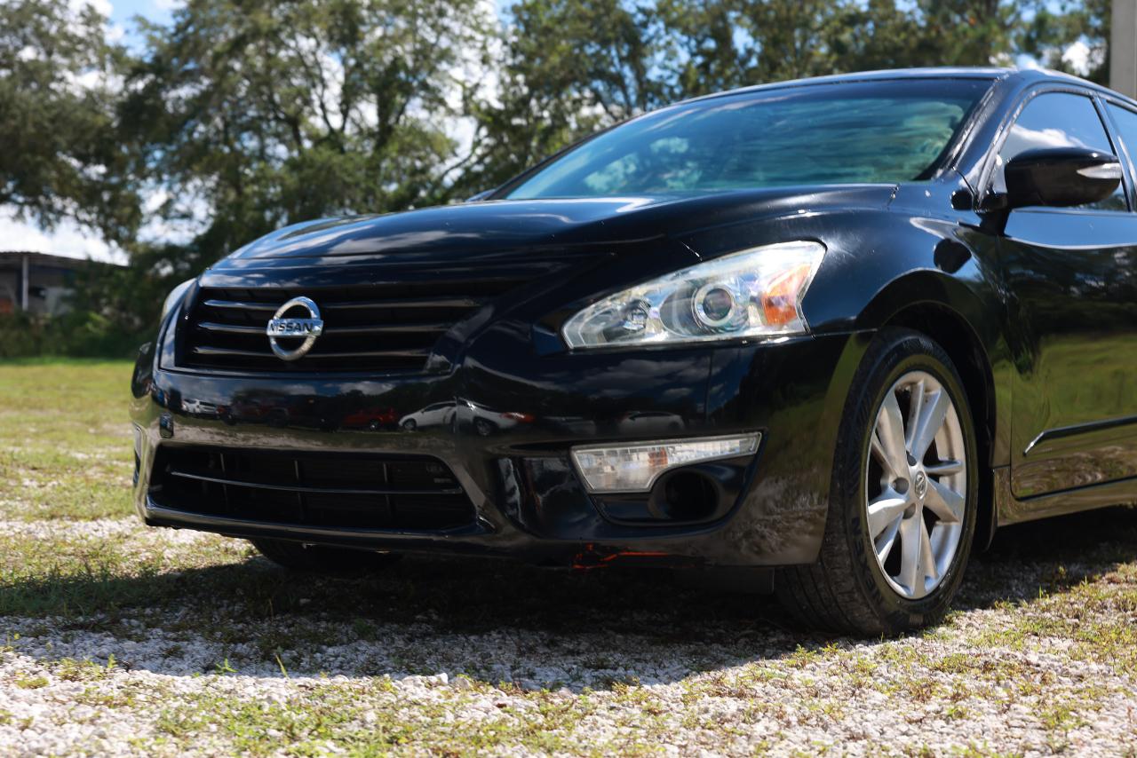 Nissan Altima  2015