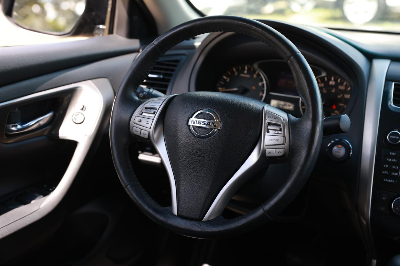 Nissan Altima  2015