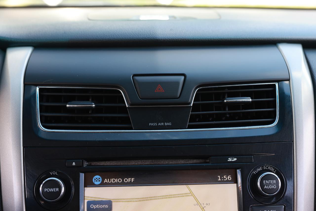 Nissan Altima  2015
