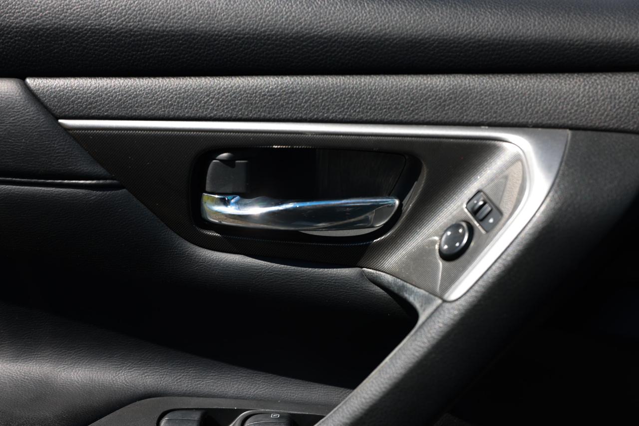 Nissan Altima  2015