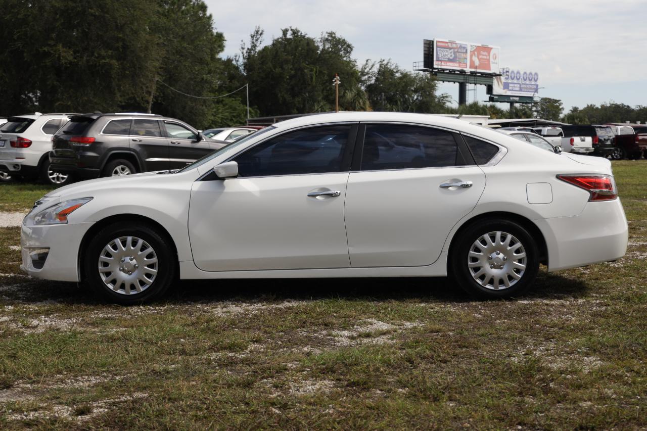 Nissan Altima  2014