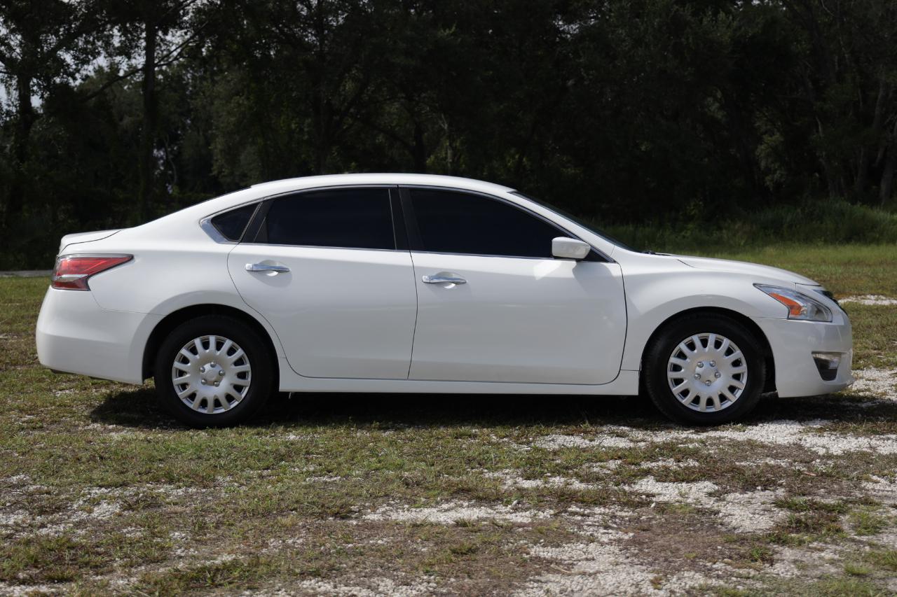 Nissan Altima  2014