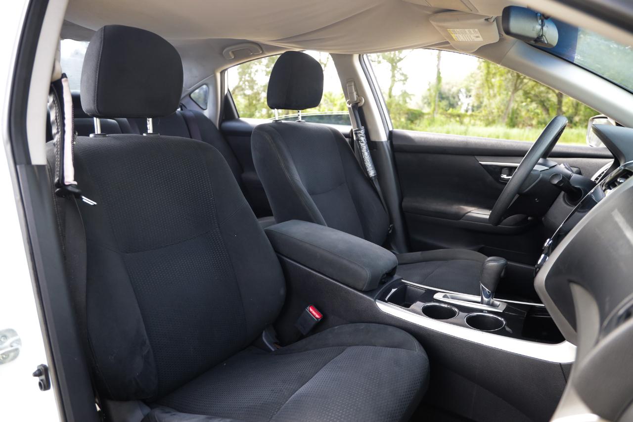 Nissan Altima  2014